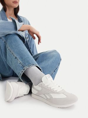 Buty sportowe damskie wiosenne Reebok ze sklepu: eobuwie.pl w kategorii: Buty sportowe damskie - zdjęcie WP-EBWP-9KUZS-09B_5906751491195