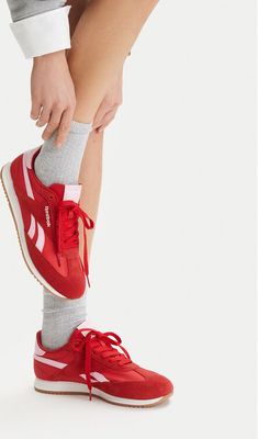Buty sportowe damskie wiosenne Reebok ze sklepu: eobuwie.pl w kategorii: Buty sportowe damskie - zdjęcie WP-EBWP-9KUZS-09B_5906751519790