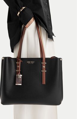 Shopper bag elegancka Nine West ze sklepu: eobuwie.pl w kategorii: Torby Shopper bag - zdjęcie WP-EBWP-9KUZS-09B_5906751542545