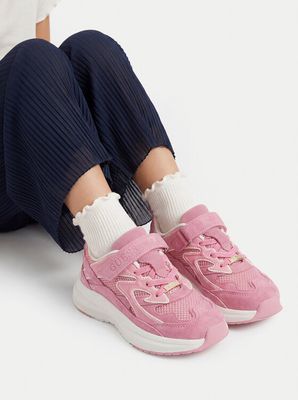Guess - Buty sportowe dziecięce na wiosnę ze sklepu: eobuwie.pl w kategorii: Buty sportowe dziecięce - zdjęcie WP-EBWP-9KUZS-09B_5906751758359