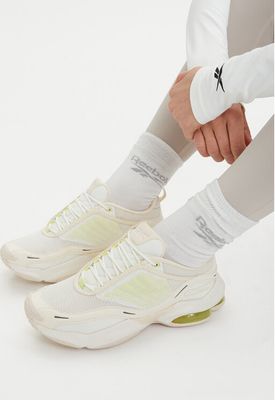 Buty sportowe damskie wiosenne Reebok ze sklepu: eobuwie.pl w kategorii: Buty sportowe damskie - zdjęcie WP-EBWP-9KUZS-09B_5906751838037