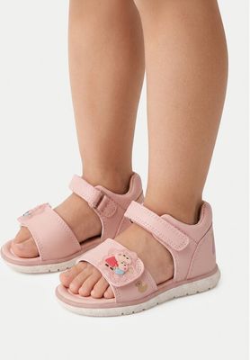 Sandały dziecięce letnie Peppa Pig ze sklepu: eobuwie.pl w kategorii: Sandały dziecięce - zdjęcie WP-EBWP-9KUZS-09B_5906751989258