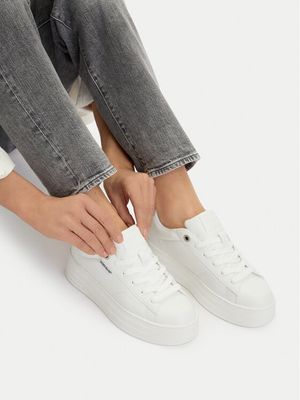 Buty sportowe damskie wiosenne Guess Jeans ze sklepu: eobuwie.pl w kategorii: Buty sportowe damskie - zdjęcie WP-EBWP-9KUZS-09B_5907964073451