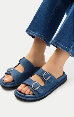 Klapki damskie na lato Guess Jeans ze sklepu: eobuwie.pl w kategorii: Klapki damskie - zdjęcie WP-EBWP-9KUZS-09B_5907964105459