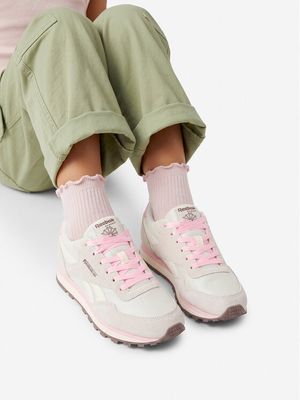 Buty sportowe dziecięce na wiosnę Reebok ze sklepu: eobuwie.pl w kategorii: Buty sportowe dziecięce - zdjęcie WP-EBWP-9KUZS-09B_5907964108825