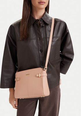 Listonoszka elegancka Mexx ze sklepu: eobuwie.pl w kategorii: Listonoszki - zdjęcie WP-EBWP-9KUZS-09B_5907964246329