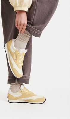 Buty sportowe damskie na wiosnę Reebok ze sklepu: eobuwie.pl w kategorii: Buty sportowe damskie - zdjęcie WP-EBWP-9KUZS-09B_5907964353027