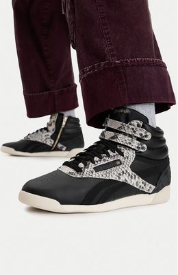 Buty sportowe damskie wiosenne Reebok ze sklepu: eobuwie.pl w kategorii: Buty sportowe damskie - zdjęcie WP-EBWP-9KUZS-09B_5907964473695