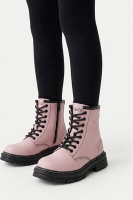 Buty zimowe dziecięce na zimę DeeZee ze sklepu: eobuwie.pl w kategorii: Buty zimowe dziecięce - zdjęcie WP-EBWP-9KUZS-09B_5907964530923