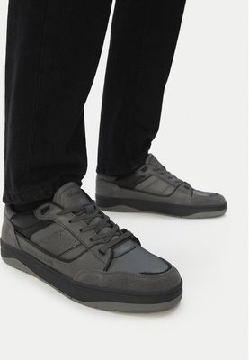 Buty sportowe męskie Guess Jeans ze sklepu: eobuwie.pl w kategorii: Buty sportowe męskie - zdjęcie WP-EBWP-9KUZS-09B_5907964536536