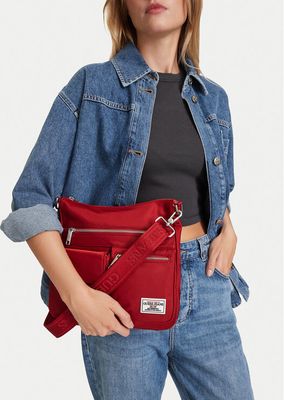 Listonoszka elegancka Guess Jeans ze sklepu: eobuwie.pl w kategorii: Listonoszki - zdjęcie WP-EBWP-9KUZS-09B_5907964566793