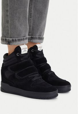 Guess Jeans - Buty sportowe damskie jesienne ze sklepu: eobuwie.pl w kategorii: Buty sportowe damskie - zdjęcie WP-EBWP-9KUZS-09B_5907964641599