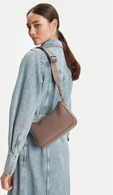 Listonoszka elegancka Emporio Armani ze sklepu: eobuwie.pl w kategorii: Listonoszki - zdjęcie WP-EBWP-9KUZS-09B_8034151486088