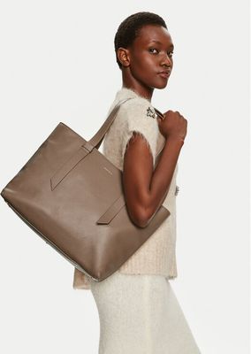 Shopper bag wakacyjna Coccinelle ze sklepu: eobuwie.pl w kategorii: Torby Shopper bag - zdjęcie WP-EBWP-9KUZS-09B_8059978642530