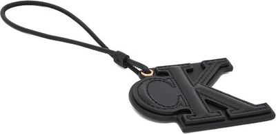 Brelok Calvin Klein ze sklepu: eobuwie.pl w kategorii: Breloki - zdjęcie WP-EBWP-9KUZS-09B_8721223894291