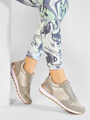 Buty sportowe damskie wiosenne Skechers ze sklepu: MODIVO w kategorii: Buty sportowe damskie - zdjęcie WP-EBWP-BKLVO-LN0_0000197964659