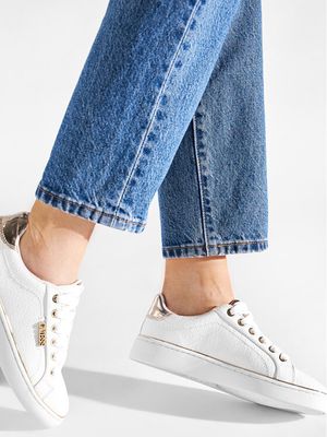Buty sportowe damskie na wiosnę Guess ze sklepu: MODIVO w kategorii: Buty sportowe damskie - zdjęcie WP-EBWP-BKLVO-LN0_0000200909721