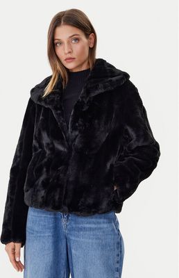 Futro damskie jesienne Guess ze sklepu: MODIVO w kategorii: Futra damskie - zdjęcie WP-EBWP-BKLVO-LN0_0000207239487