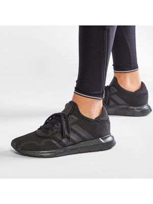 Buty sportowe męskie na jesień adidas ze sklepu: MODIVO w kategorii: Buty sportowe męskie - zdjęcie WP-EBWP-BKLVO-LN0_0000207772953