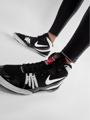 Buty sportowe męskie Nike ze sklepu: MODIVO w kategorii: Buty sportowe męskie - zdjęcie WP-EBWP-BKLVO-LN0_0000208397605