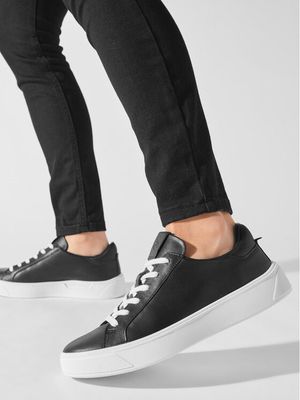 Buty sportowe damskie na wiosnę ECCO ze sklepu: MODIVO w kategorii: Buty sportowe damskie - zdjęcie WP-EBWP-BKLVO-LN0_0000208964227