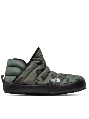 Kapcie męskie zimowe The North Face ze sklepu: MODIVO w kategorii: Kapcie męskie - zdjęcie WP-EBWP-BKLVO-LN0_0000301253167