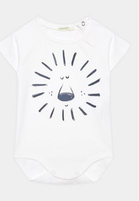 Body niemowlęce wiosenny United Colors Of Benetton ze sklepu: MODIVO w kategorii: Body niemowlęce - zdjęcie WP-EBWP-BKLVO-LN0_0000302102440