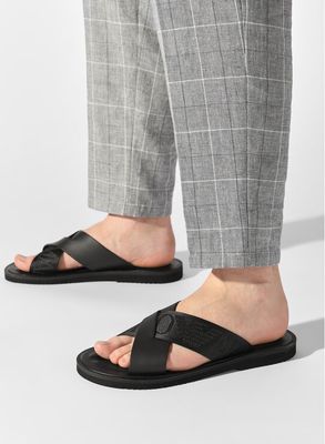 Emporio Armani - Klapki męskie na lato ze sklepu: MODIVO w kategorii: Klapki męskie - zdjęcie WP-EBWP-BKLVO-LN0_0000302634187