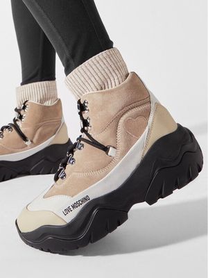 Buty sportowe damskie wiosenne Love Moschino ze sklepu: MODIVO w kategorii: Buty sportowe damskie - zdjęcie WP-EBWP-BKLVO-LN0_0000303295646