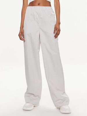 Spodnie damskie Calvin Klein Jeans ze sklepu: MODIVO w kategorii: Spodnie damskie - zdjęcie WP-EBWP-BKLVO-LN0_0000303424282