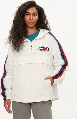 Kurtka damska casual Tommy Jeans ze sklepu: MODIVO w kategorii: Kurtki damskie - zdjęcie WP-EBWP-BKLVO-LN0_0000303433499