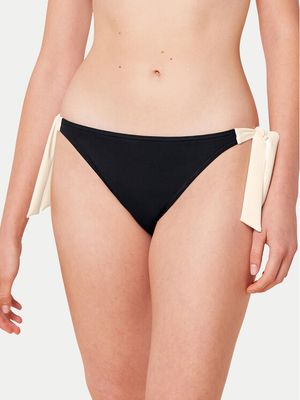 Strój kąpielowy casual Triumph ze sklepu: MODIVO w kategorii: Stroje kąpielowe - zdjęcie WP-EBWP-BKLVO-LN0_0000303574482