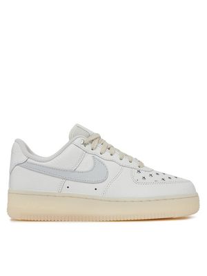 Buty sportowe męskie na wiosnę Nike ze sklepu: MODIVO w kategorii: Buty sportowe męskie - zdjęcie WP-EBWP-BKLVO-LN0_0000303889364