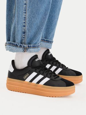 Buty sportowe damskie wiosenne adidas ze sklepu: MODIVO w kategorii: Buty sportowe damskie - zdjęcie WP-EBWP-BKLVO-LN0_0000303912895