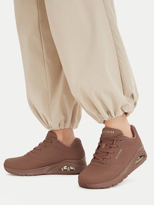 Buty sportowe damskie na wiosnę Skechers ze sklepu: MODIVO w kategorii: Buty sportowe damskie - zdjęcie WP-EBWP-BKLVO-LN0_0000303968809