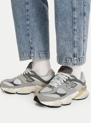 Buty sportowe dziecięce na wiosnę New Balance ze sklepu: MODIVO w kategorii: Buty sportowe dziecięce - zdjęcie WP-EBWP-BKLVO-LN0_0000304487491