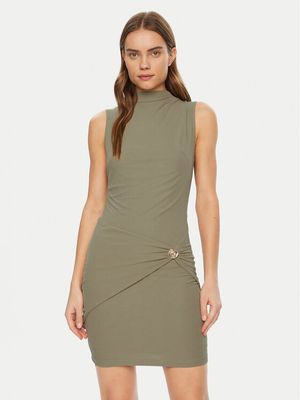 Sukienka casual Guess ze sklepu: MODIVO w kategorii: Sukienki - zdjęcie WP-EBWP-BKLVO-LN0_0000304596070