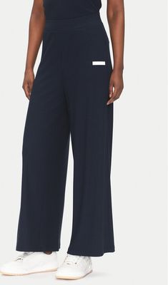 EA7 Emporio Armani - Spodnie damskie retro ze sklepu: MODIVO w kategorii: Spodnie damskie - zdjęcie WP-EBWP-BKLVO-LN0_0000304789816