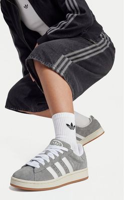 Buty sportowe damskie wiosenne adidas ze sklepu: MODIVO w kategorii: Buty sportowe damskie - zdjęcie WP-EBWP-BKLVO-LN0_0000304853289
