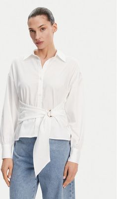Koszula damska elegancka Guess ze sklepu: MODIVO w kategorii: Koszule damskie - zdjęcie WP-EBWP-BKLVO-LN0_0000304861277