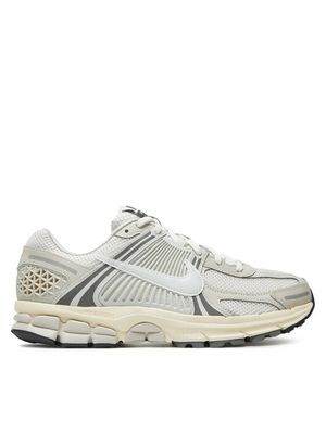 Buty sportowe męskie na wiosnę Nike ze sklepu: MODIVO w kategorii: Buty sportowe męskie - zdjęcie WP-EBWP-BKLVO-LN0_0000304968952