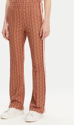 Lacoste - Spodnie damskie ze sklepu: MODIVO w kategorii: Spodnie damskie - zdjęcie WP-EBWP-BKLVO-LN0_0000304994487