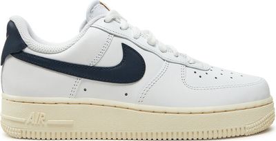 Buty sportowe damskie na wiosnę Nike ze sklepu: MODIVO w kategorii: Buty sportowe damskie - zdjęcie WP-EBWP-BKLVO-LN0_0000305136640