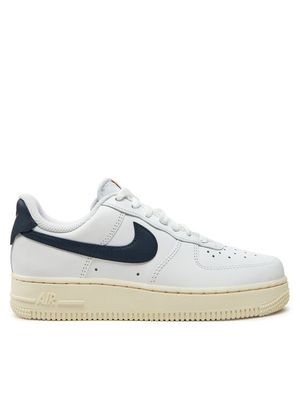 Buty sportowe damskie na wiosnę Nike ze sklepu: MODIVO w kategorii: Buty sportowe damskie - zdjęcie WP-EBWP-BKLVO-LN0_0000305136640