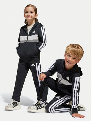 adidas - Dres chłopięcy jesienny ze sklepu: MODIVO w kategorii: Dresy chłopięce - zdjęcie WP-EBWP-BKLVO-LN0_0000305213532