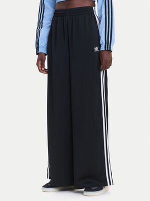 Spodnie damskie sportowe adidas ze sklepu: MODIVO w kategorii: Spodnie damskie - zdjęcie WP-EBWP-BKLVO-LN0_0000305222817