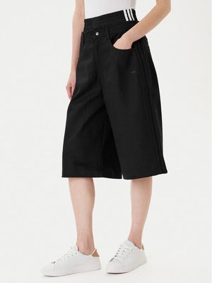 Szorty adidas ze sklepu: MODIVO w kategorii: Szorty - zdjęcie WP-EBWP-BKLVO-LN0_0000305223142