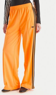 adidas - Spodnie damskie ze sklepu: MODIVO w kategorii: Spodnie damskie - zdjęcie WP-EBWP-BKLVO-LN0_0000305223227