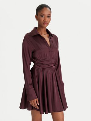Sukienka casual Guess ze sklepu: MODIVO w kategorii: Sukienki - zdjęcie WP-EBWP-BKLVO-LN0_0000305237484