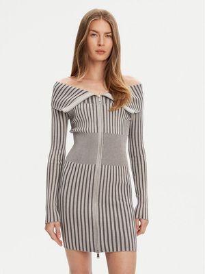 Sukienka casual Guess ze sklepu: MODIVO w kategorii: Sukienki - zdjęcie WP-EBWP-BKLVO-LN0_0000305238085